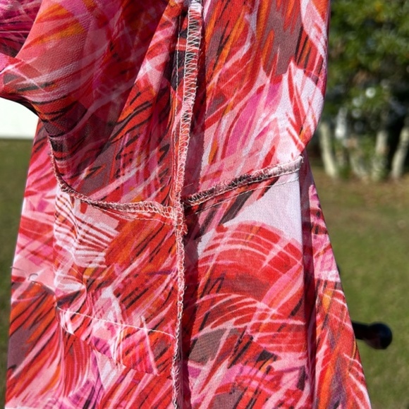 ~eN Jennifer Lopez red embellished cold-shoulder top - Picture 15 of 16